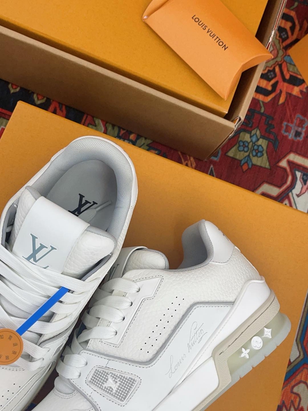 ルイヴィトン靴素材ディテール